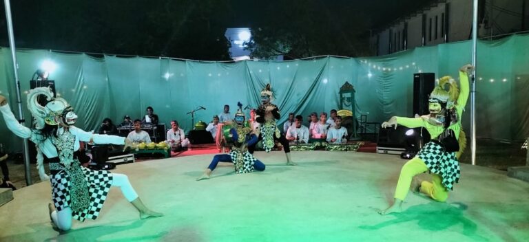Hanoman Obong Memukau di Baraja Culture Show: Kolaborasi Seni Tradisional dan Coffee Shop Kekinian
